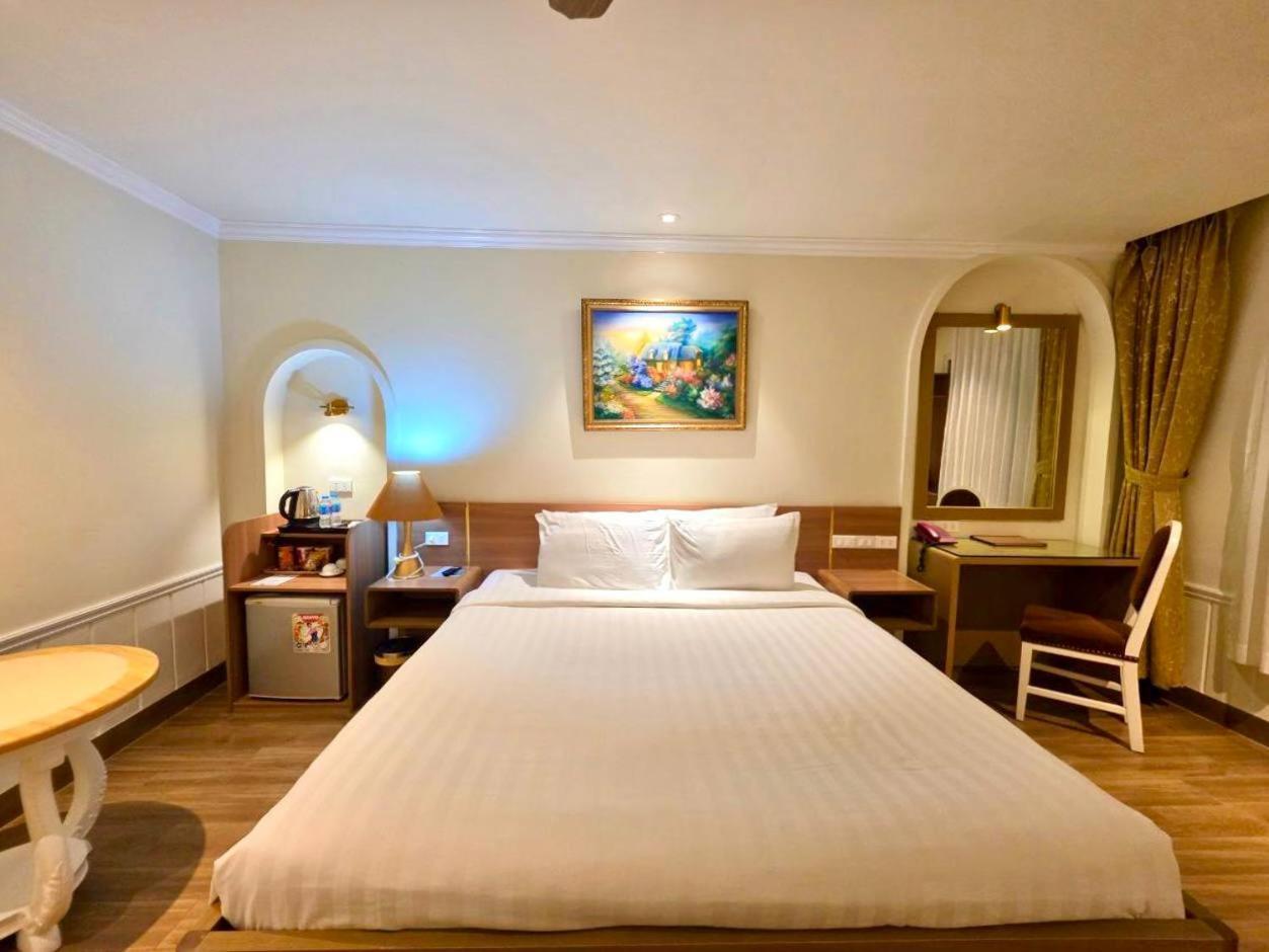Tulip Hotel 2 Dalat Bagian luar foto