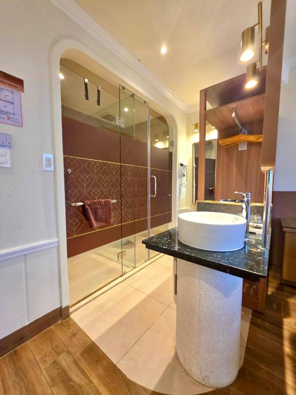Tulip Hotel 2 Dalat Bagian luar foto