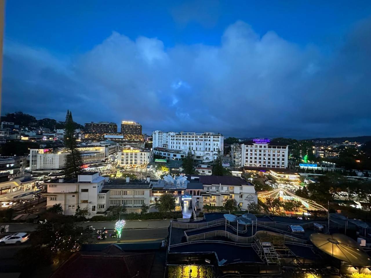 Tulip Hotel 2 Dalat Bagian luar foto