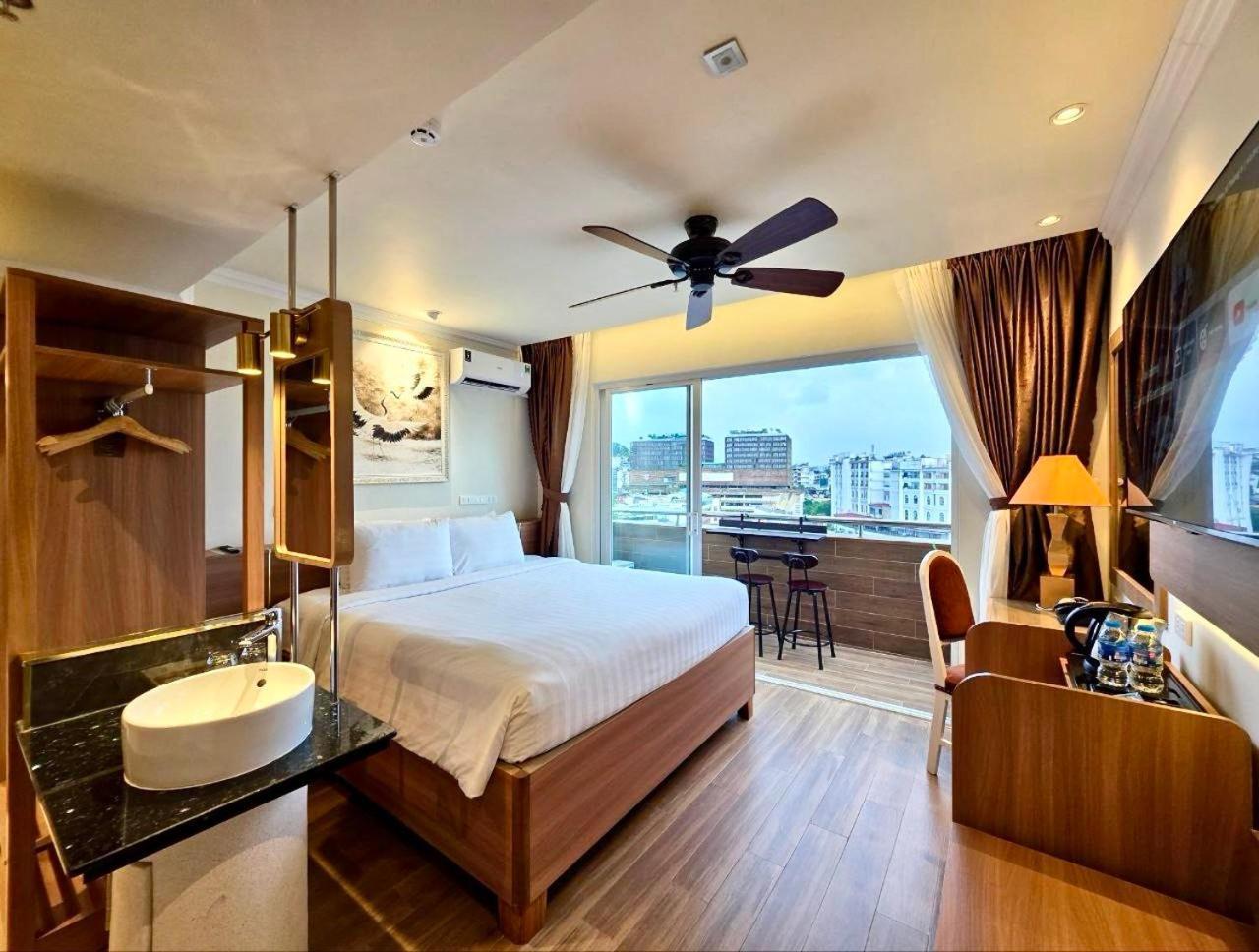 Tulip Hotel 2 Dalat Bagian luar foto