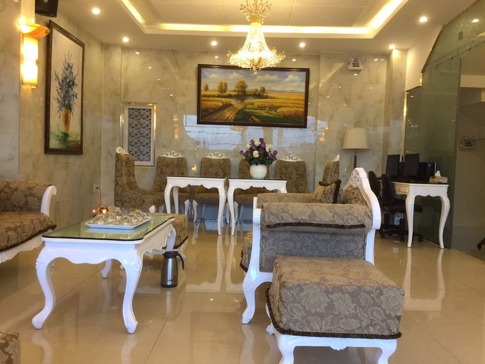 Tulip Hotel 2 Dalat Bagian luar foto
