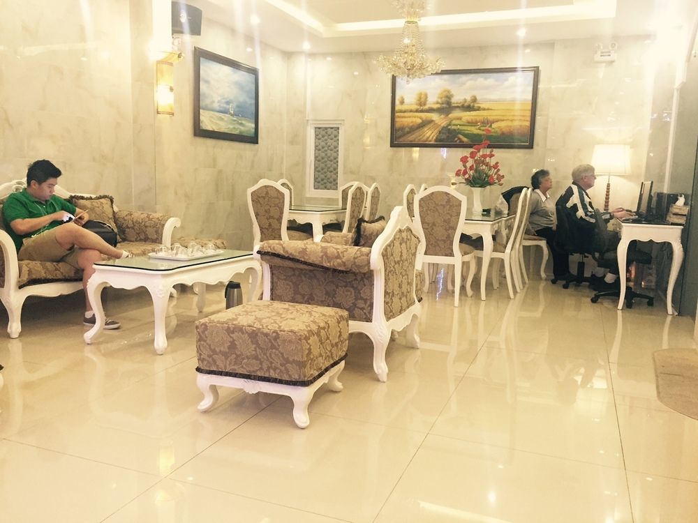 Tulip Hotel 2 Dalat Bagian luar foto