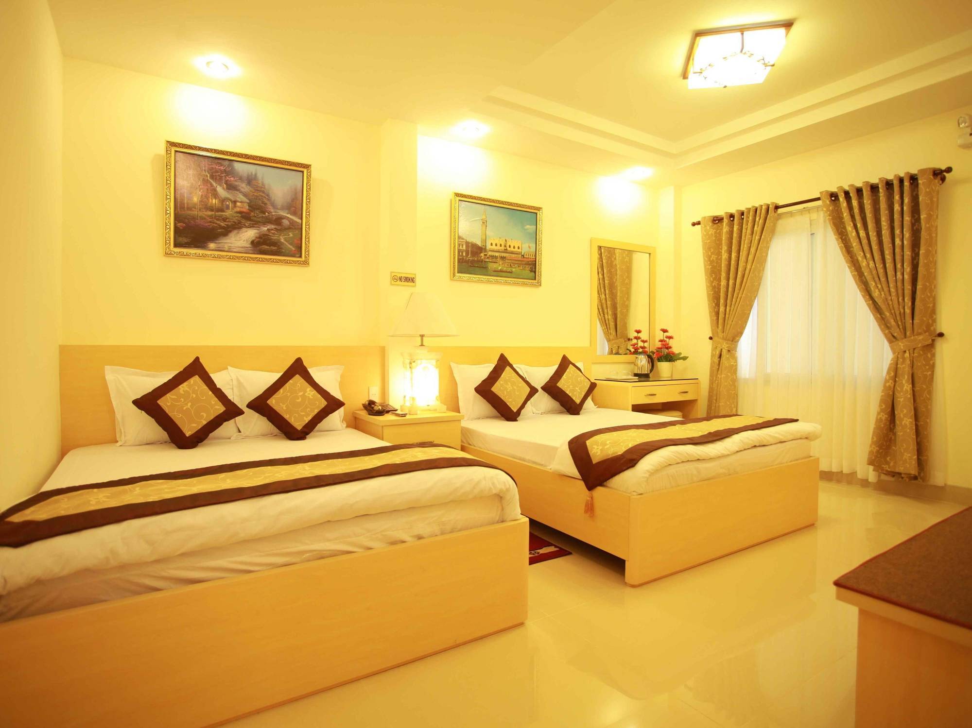 Tulip Hotel 2 Dalat Bagian luar foto